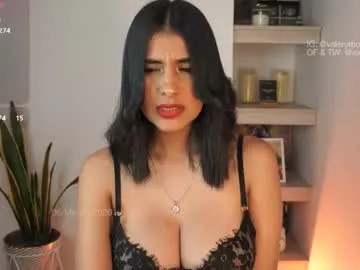 Offline valeryrhouse_ on Chaturbate