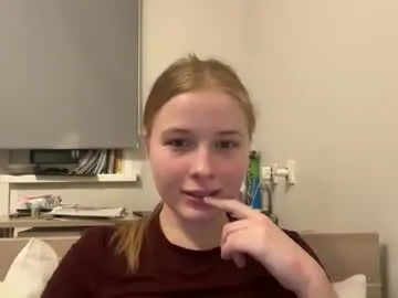 Offline wekittycluby on Chaturbate