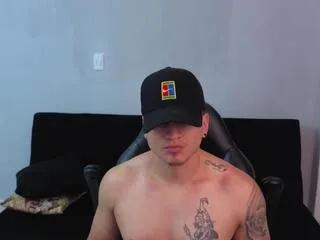 ahiezer — Freechat on Flirt4Free