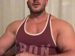 Offline alessandro_builder_matt_player on Flirt4Free