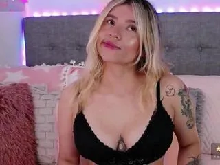 Offline antonella_lee on Flirt4Free