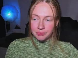 cassie_evansson on Flirt4Free 