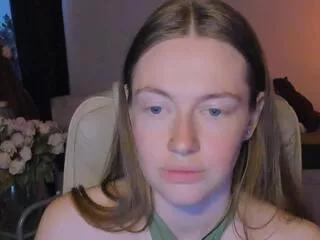 cassie_evansson on Flirt4Free 