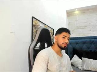 ezzio_scolaro on Flirt4Free 