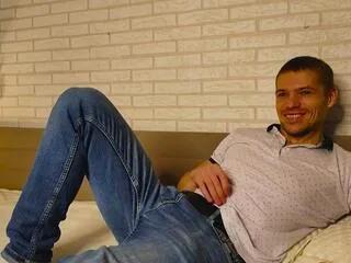 garett_perez — Private on Flirt4Free