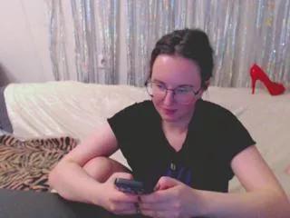 hanna_vibes on Flirt4Free 