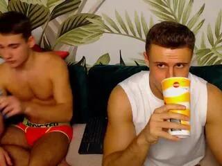 leo_simeon — Freechat on Flirt4Free