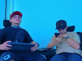 maxx_williamm_john_sally — Freechat on Flirt4Free