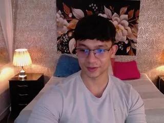 mike_wellss — Away on Flirt4Free