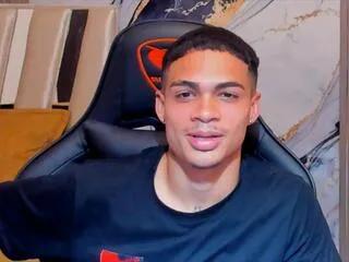riccie_pezzutti on Flirt4Free 