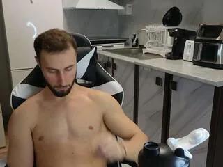 ryan_storm — Freechat on Flirt4Free