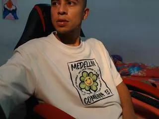 will_be on Flirt4Free 