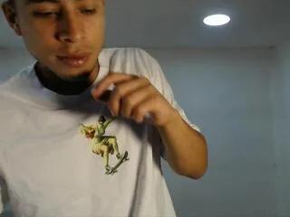 will_be on Flirt4Free 