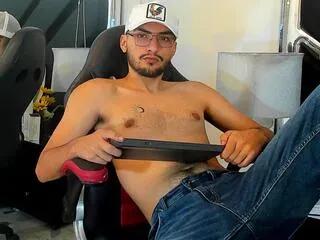 yoggi_aron on Flirt4Free 