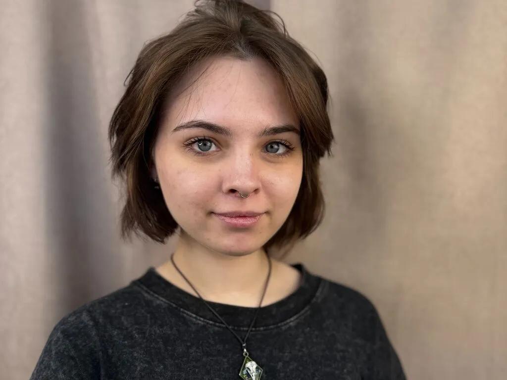 JaneenEgleton —  Tattoos, dogs, cute kitties, kind people, beautiful places and delicious food. 