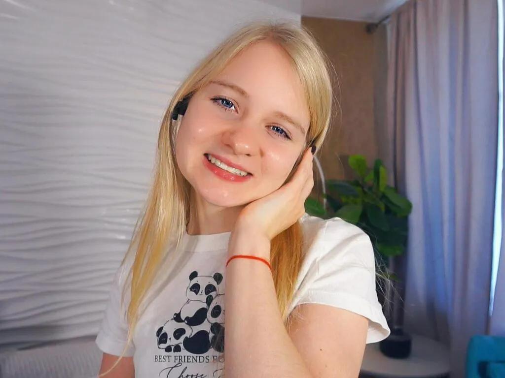 MathildaHultz — Chocolate ice cream melting on the tongue, honest connections, cute puppies, real passion, deep blue eyes that make my heart race... and the thrill of slow kisses, soft touches, and naughty whispers that drive me crazy. I love when desire takes...