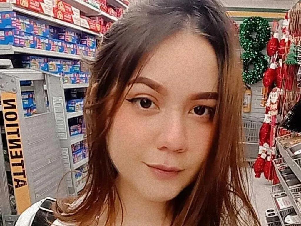 RouseAnn on LiveJasmin