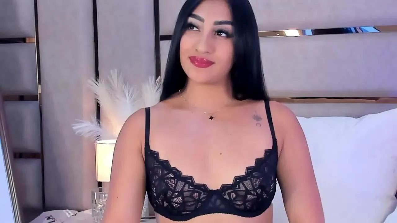 ArianaDale on Streamray 