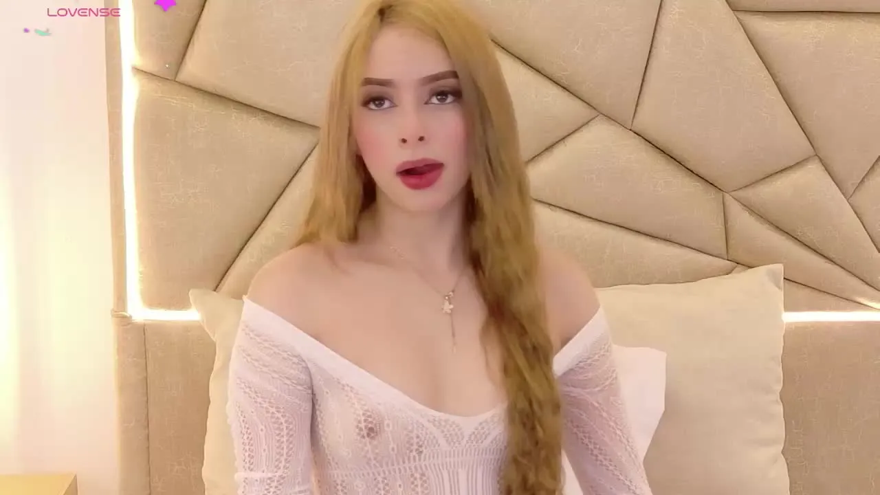 Freechat EhlaVey on Streamray