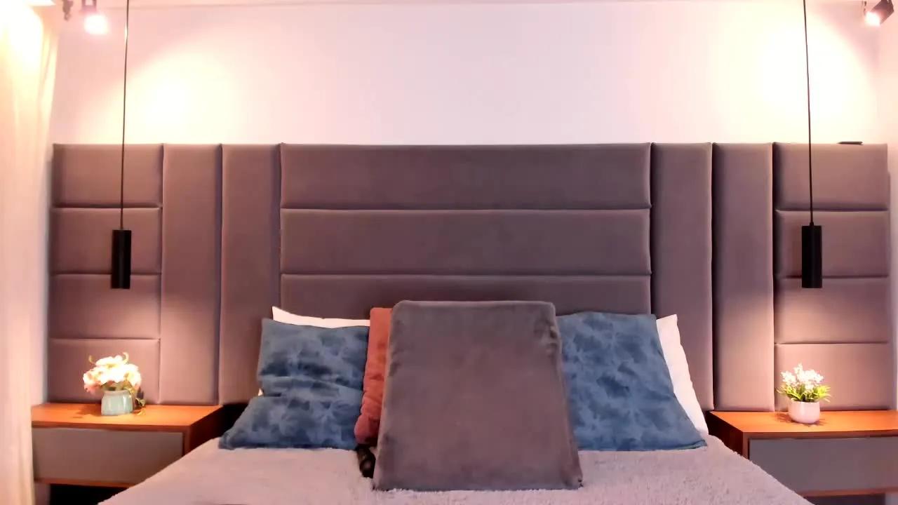 KaraWatson on Streamray 