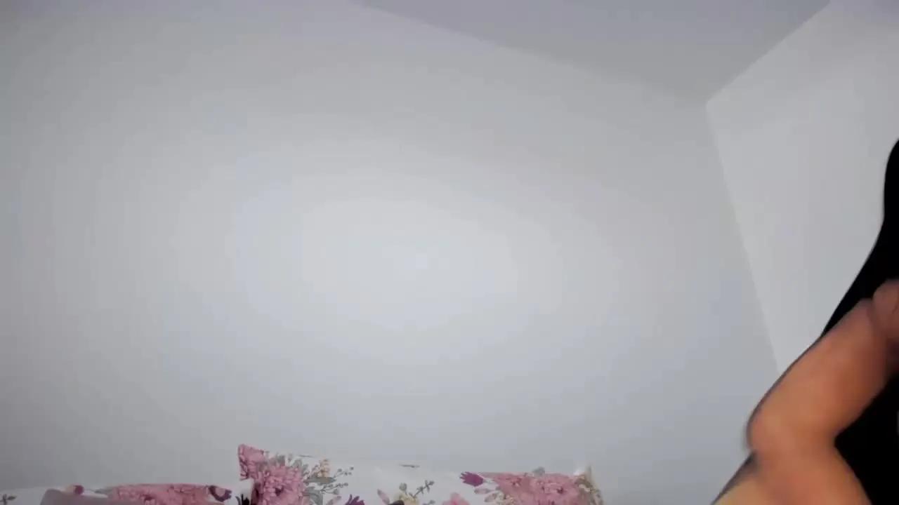 KinkiNicoleCummings on Streamray 