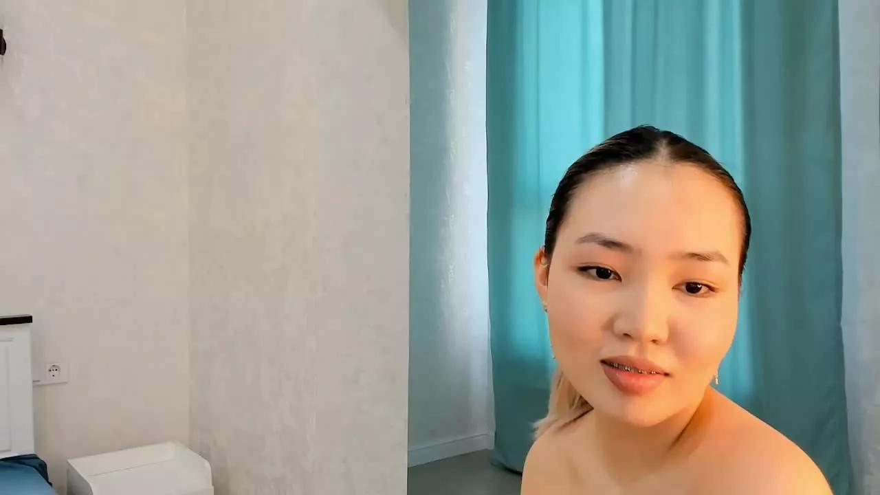 spooky_tyan on Streamray 