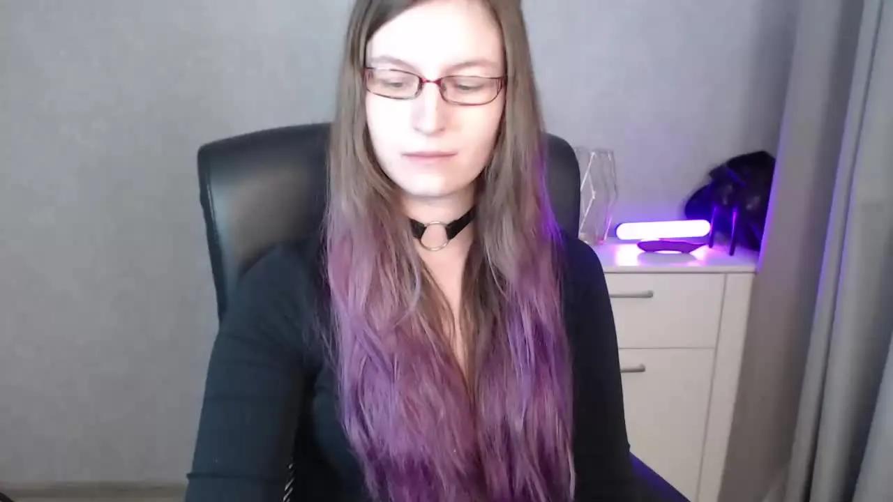 tastyEmma on Streamray 