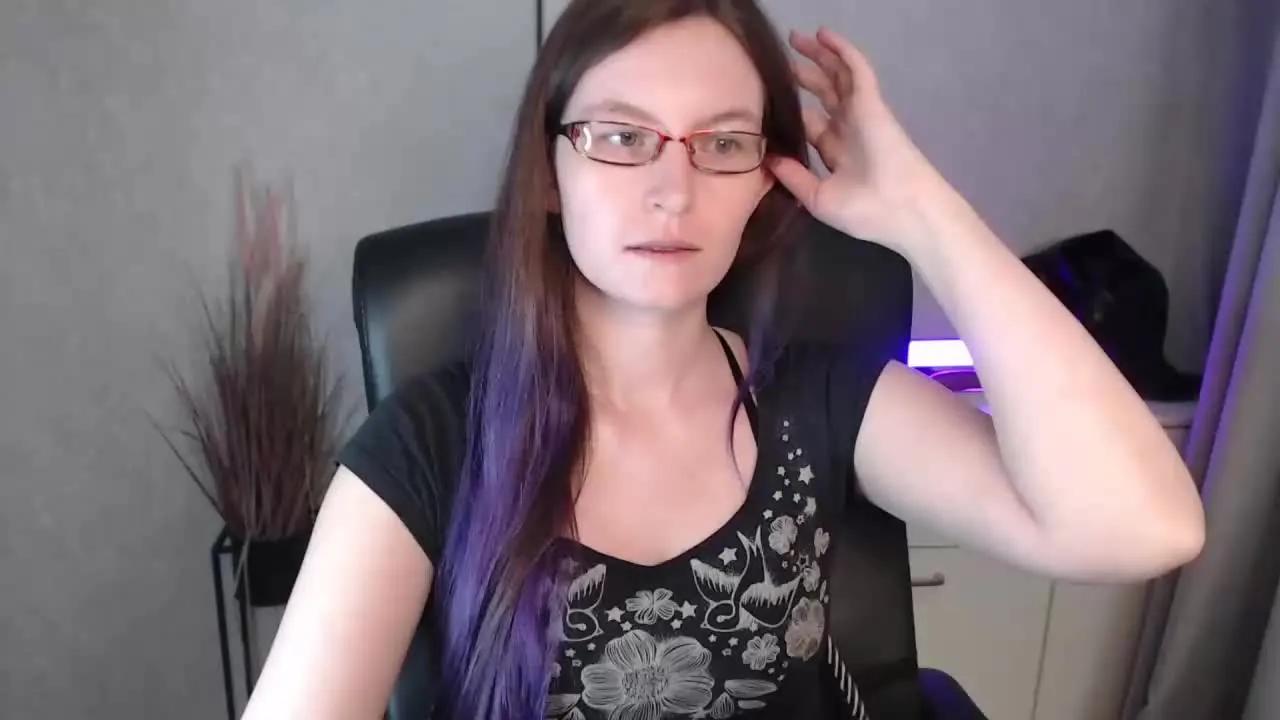 tastyEmma on Streamray 