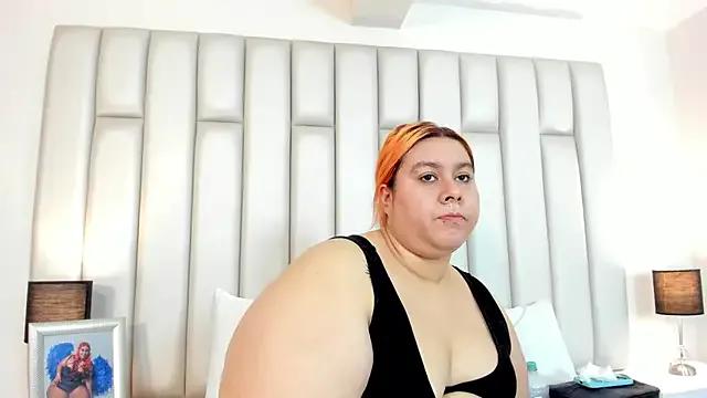 aandreaperez on StripChat 