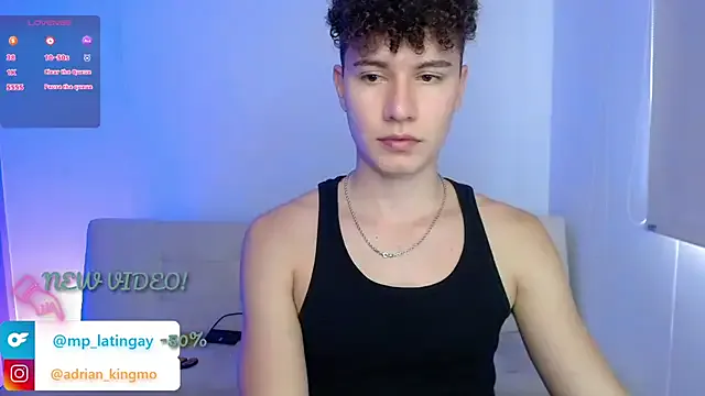 Offline adrian_morelly on StripChat