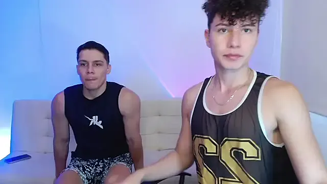 Offline adrian_morelly on StripChat