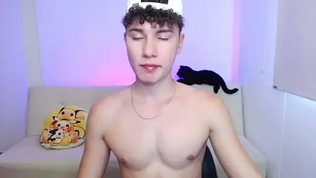 Offline adrian_morelly on StripChat