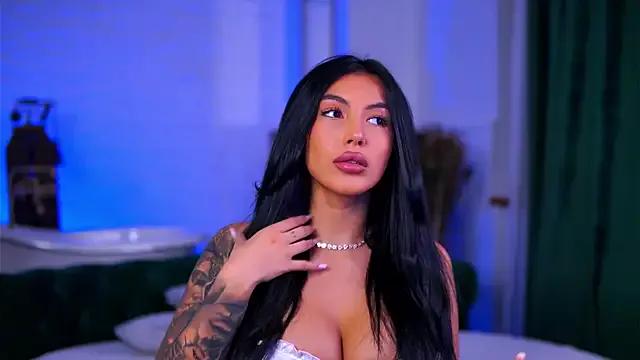 AishaaDevoe — Those tits need some oil