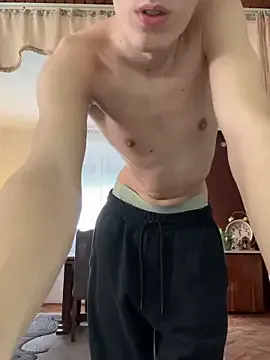 Offline alexyourboy on StripChat