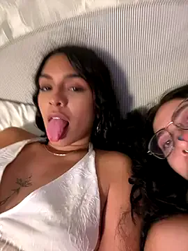 Offline Alice_surprise on StripChat