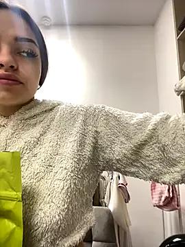 AnaWest on StripChat 