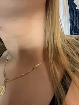 Offline AngelBlushXXX on StripChat