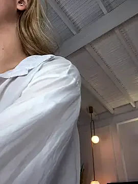 Offline AngelBlushXXX on StripChat