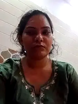 Anushka_Singh0