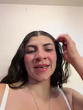 Offline arieel__722 on StripChat