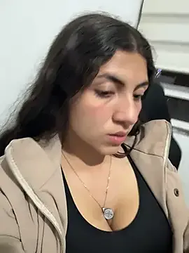 Offline arieel__722 on StripChat