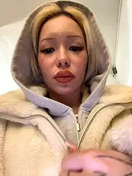 babydolll — Massage boobs in street