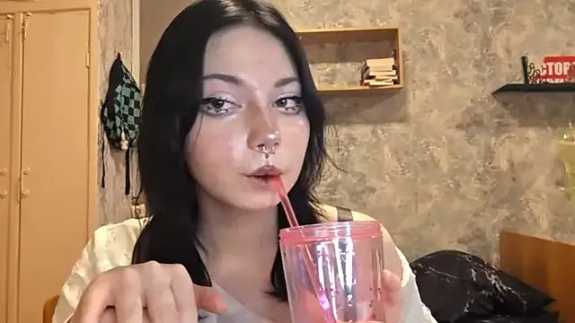 Beeping_Creature on StripChat 