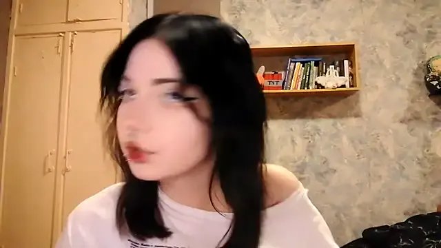 Beeping_Creature on StripChat 