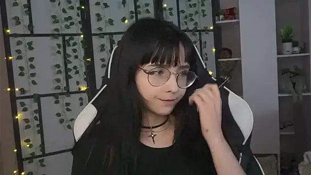 BereniceBattersby on StripChat 