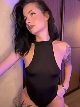 bigJuicyPussy — Spanking ass in twerking