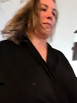 Canadian_BBW — Can you Make my Pussy WET ?