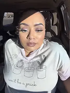 Offline CarmelaAnthony on StripChat