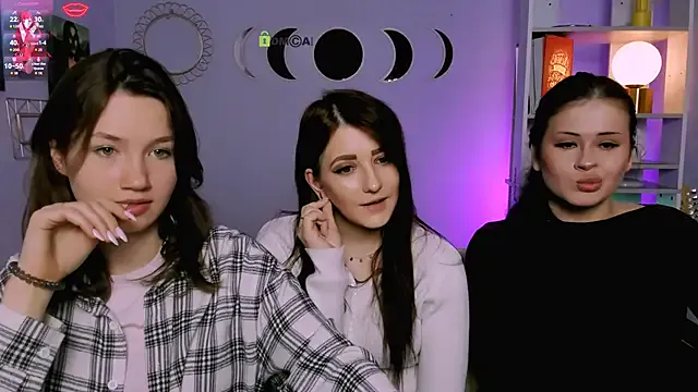 Offline catherine_kitty on StripChat