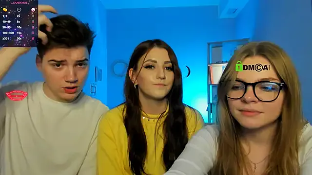 Offline catherine_kitty on StripChat